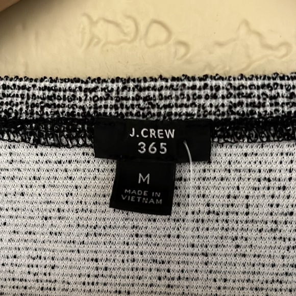 NWT J.Crew | 365 Bouclé Knit Tank | Charcoal | Size M - Picture 4 of 8